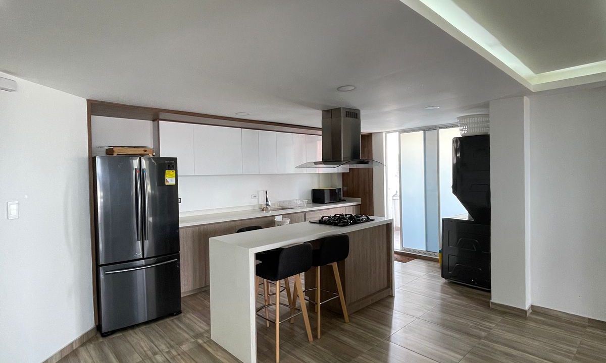 WhatsApp Image 2025-04-23 at 12.04.28 PM